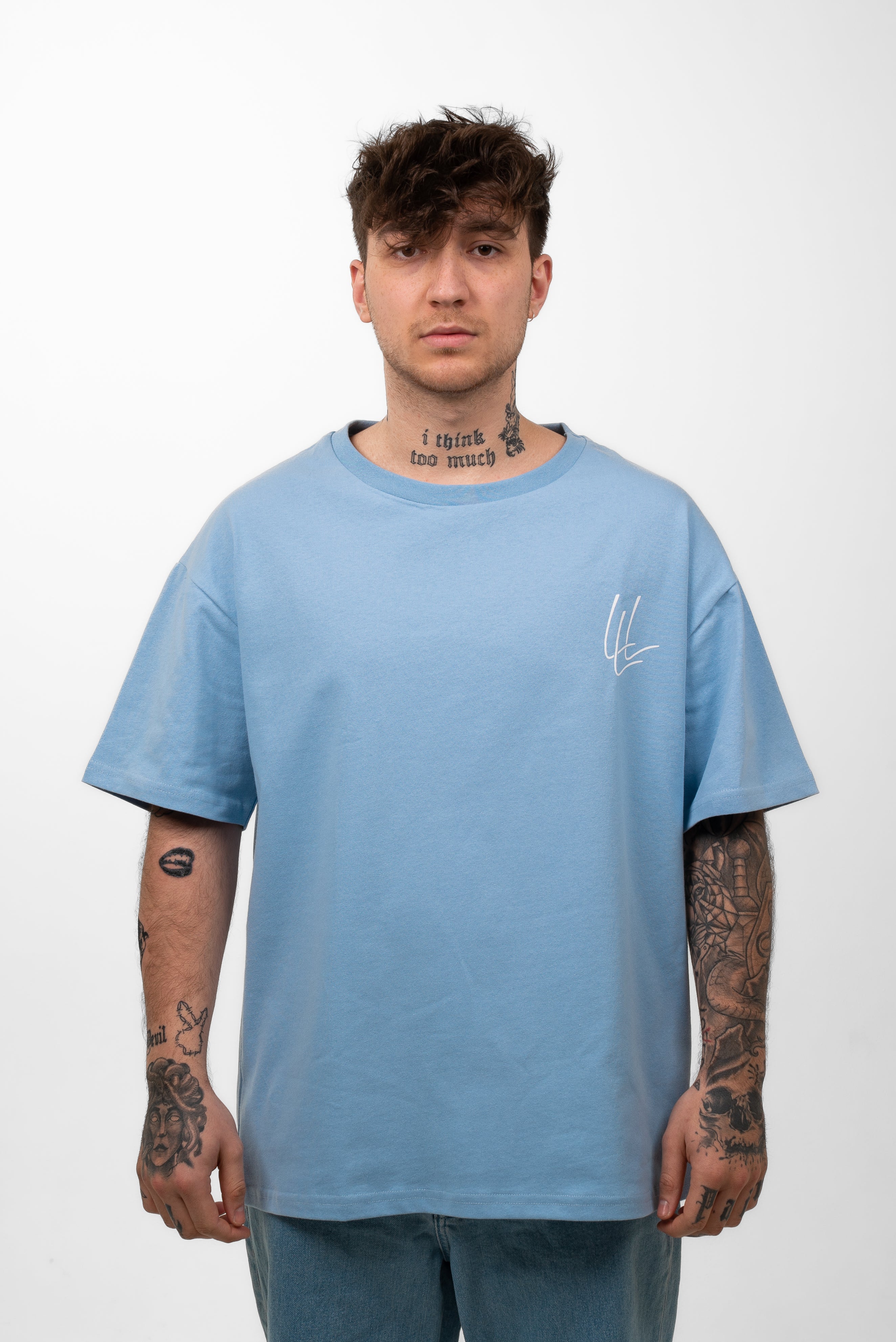 300g Oversized Tee ''Loyalty is all we know'' Babyblau